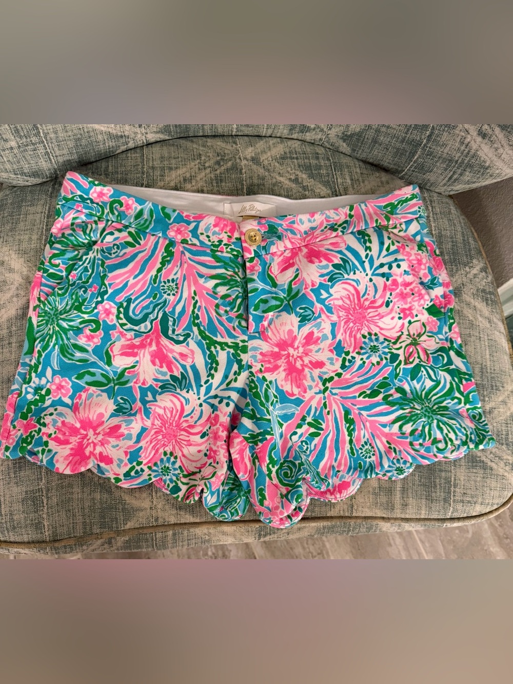Lilly Pulitzer Pink & Green Floral Scallop Shorts